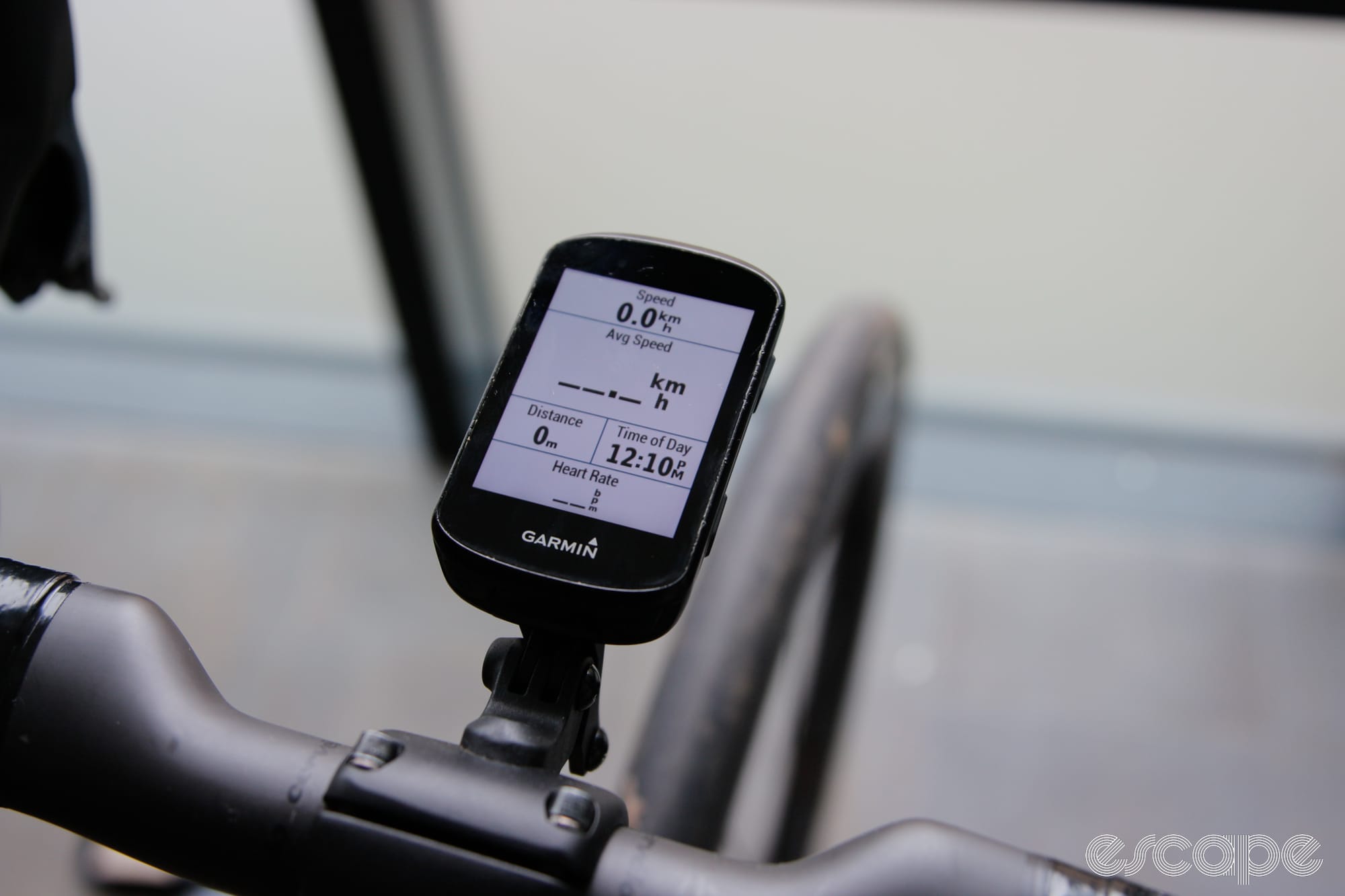 Garmin edge 530 computer on handlebar mount