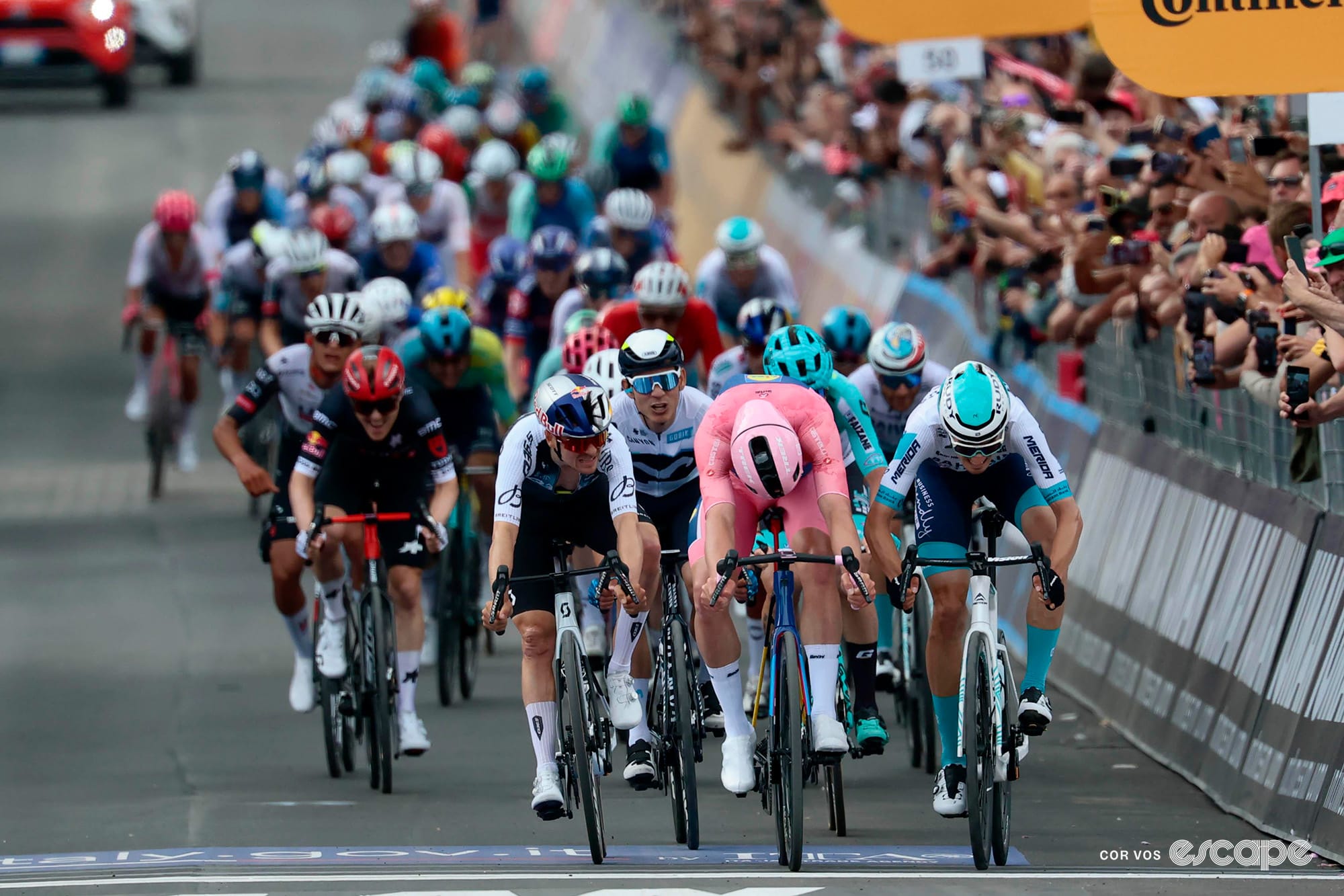 Pedersen seals Giro triple on stage 5 to honour new lifetime contract