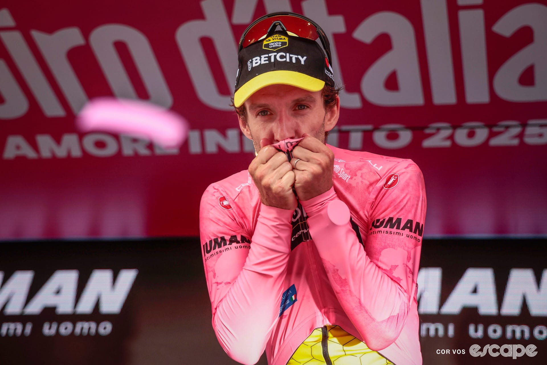 A chapter closes at the Giro: Simon Yates demolishes rivals on stage 20's day of redemption