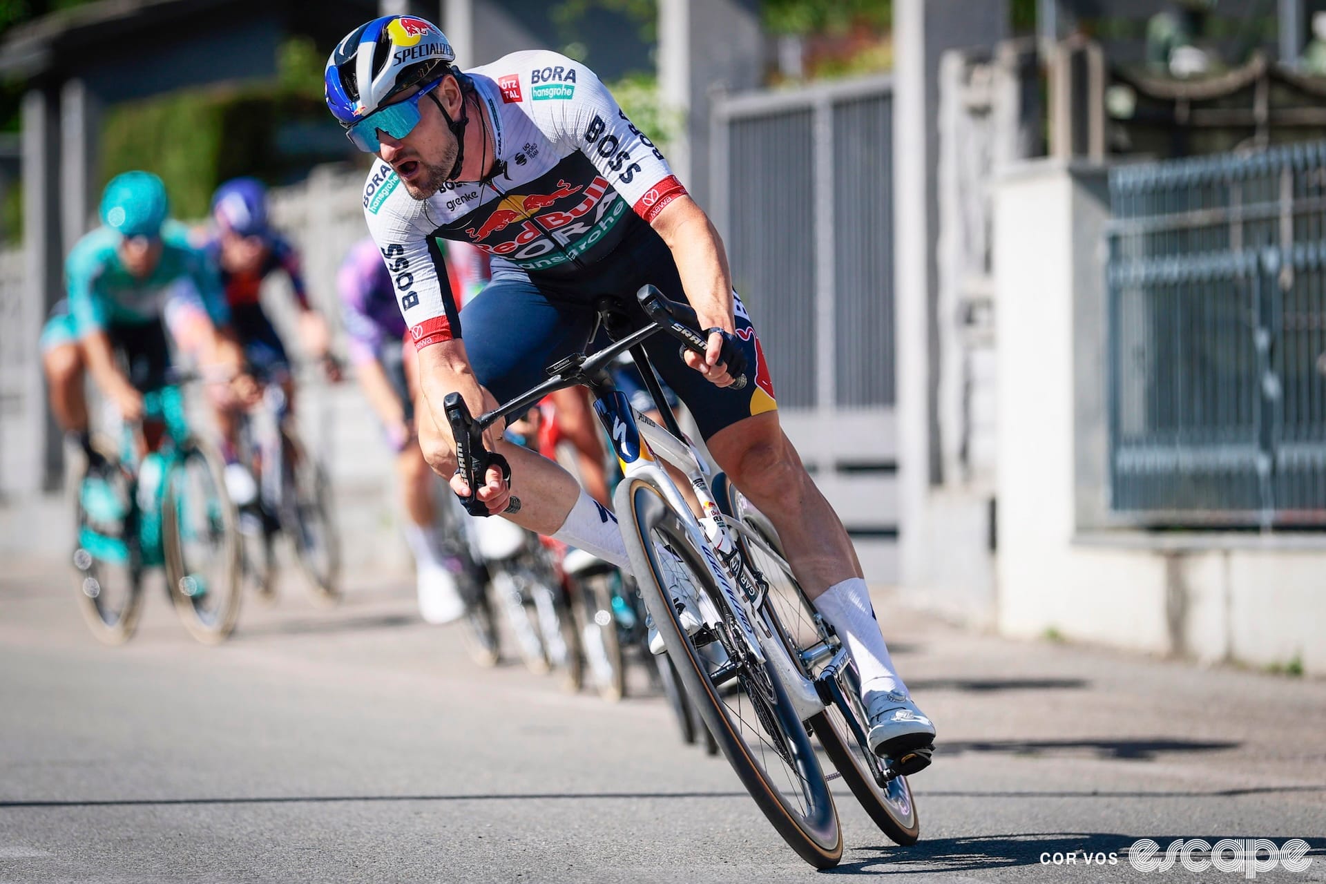 Denz takes the solo victory on stage 18 of the Giro d'Italia