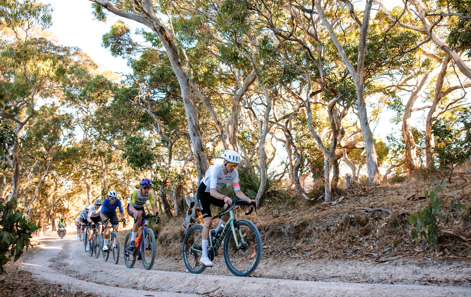 Nicole Frain and Romain Bardet win RADL GRVL in Adelaide