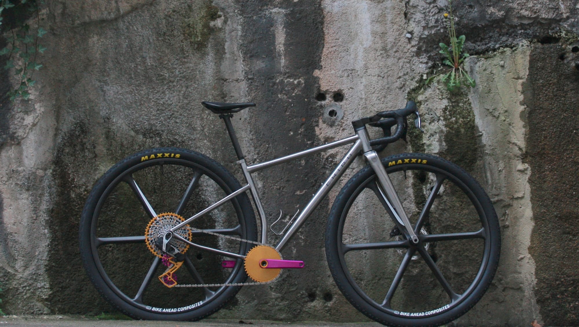 Chiru unveils 32in gravel bike and 3D-printed aero road model at Düsseldorf