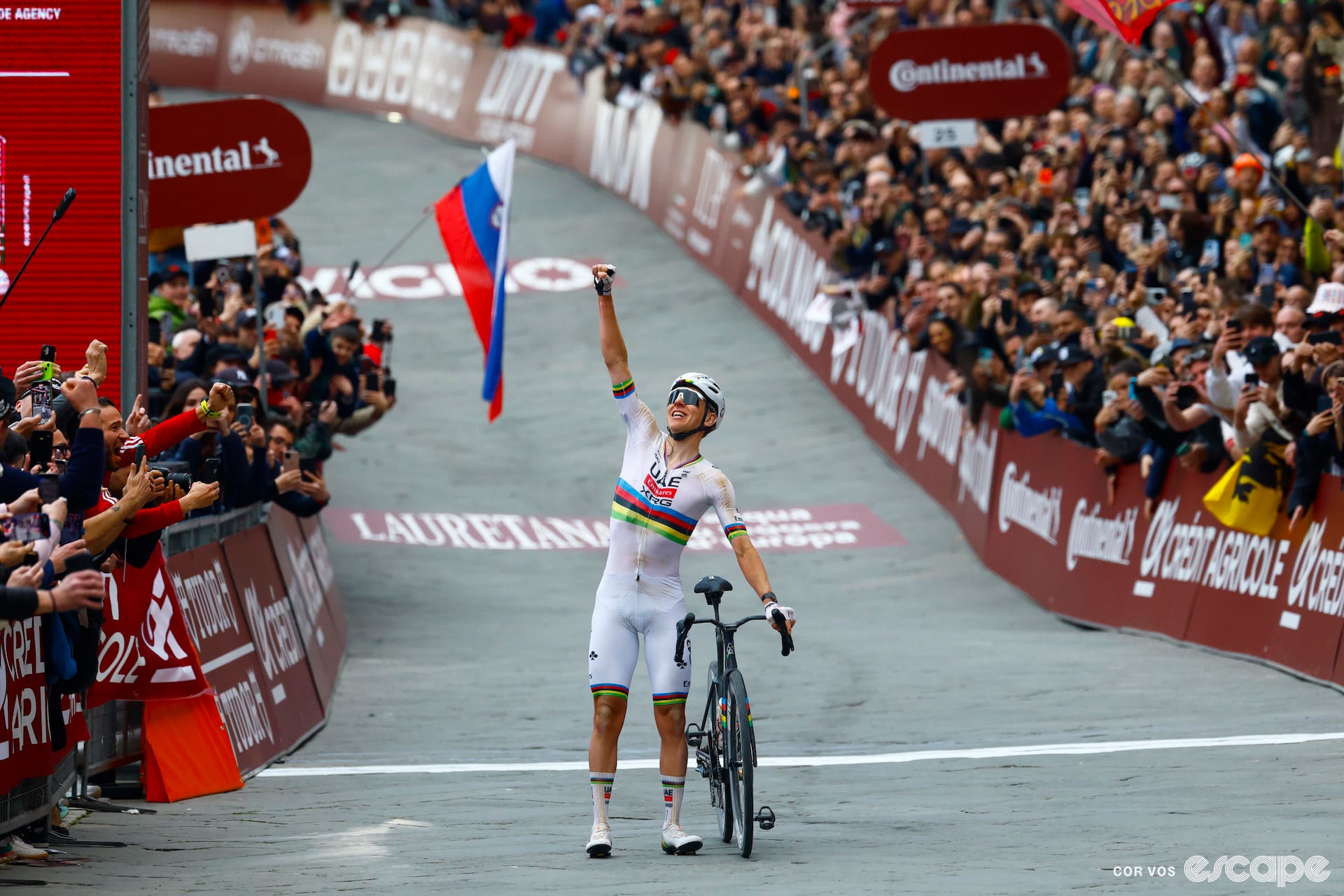 Pogačar wins record fourth Strade Bianche, as Seixas delivers with stellar second