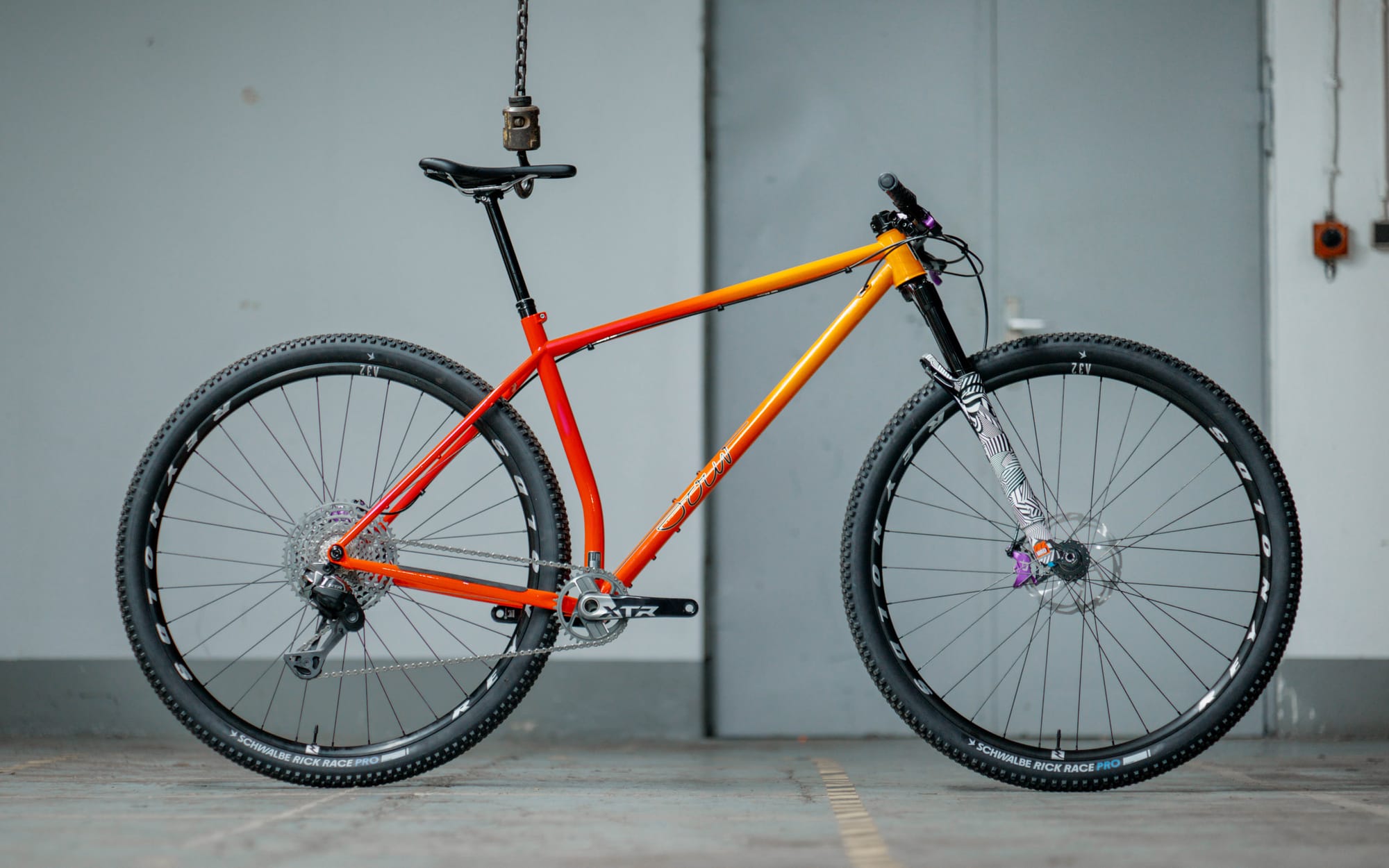 Unpacking the conundrum of suspension for 32" mountain bikes