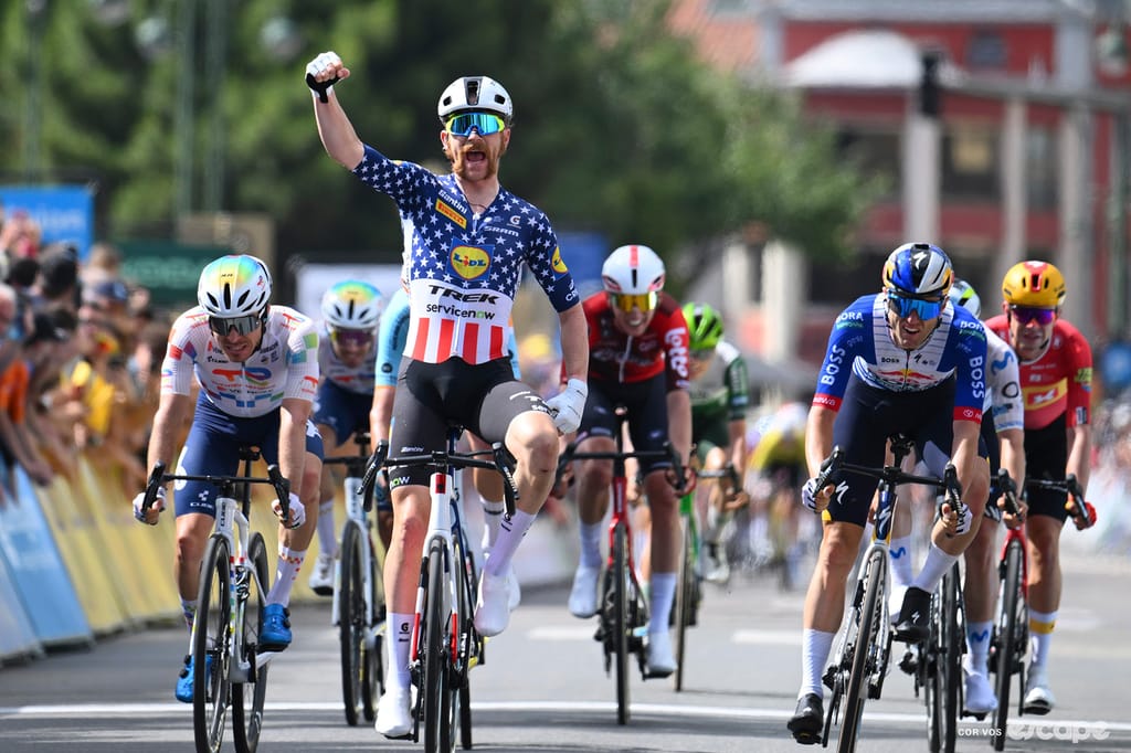 Quinn Simmons outsprints survived breakaway to nick Dauphiné stage 4
