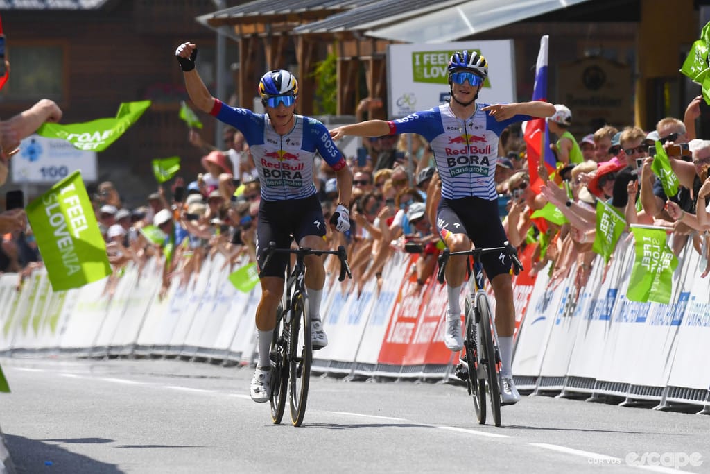 Lipowitz takes first win in two years at key pre-Tour test – despite nervous descent