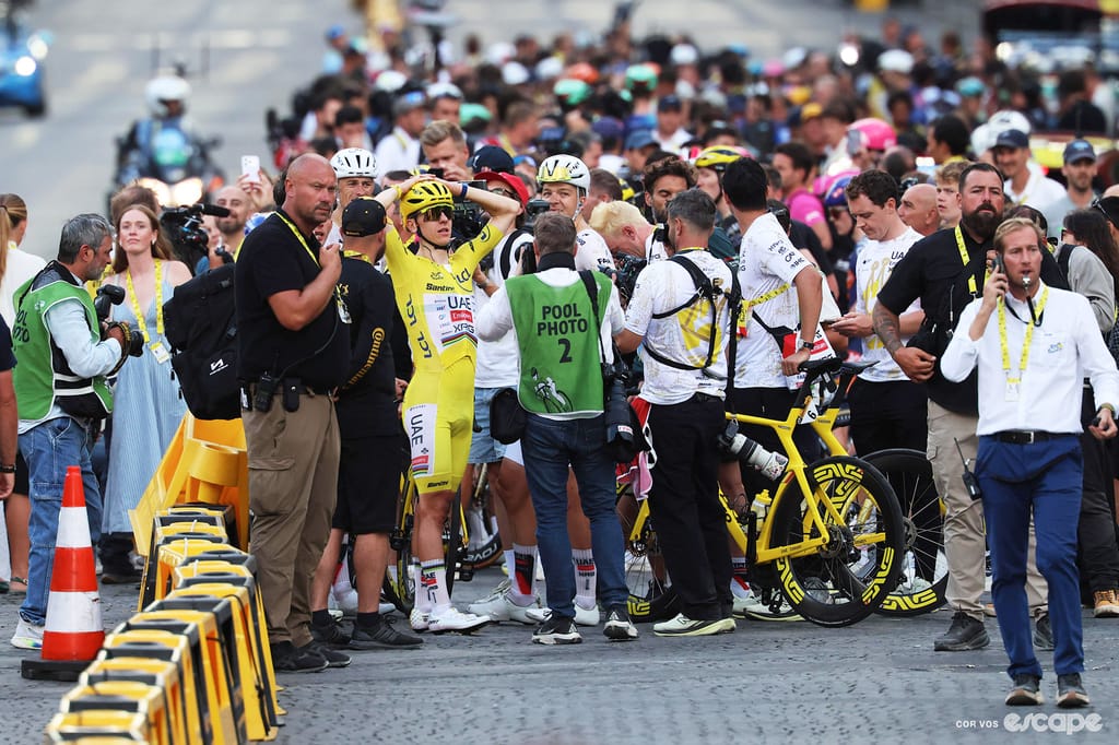 Pogačar's light blinds an unsettled Tour de France below