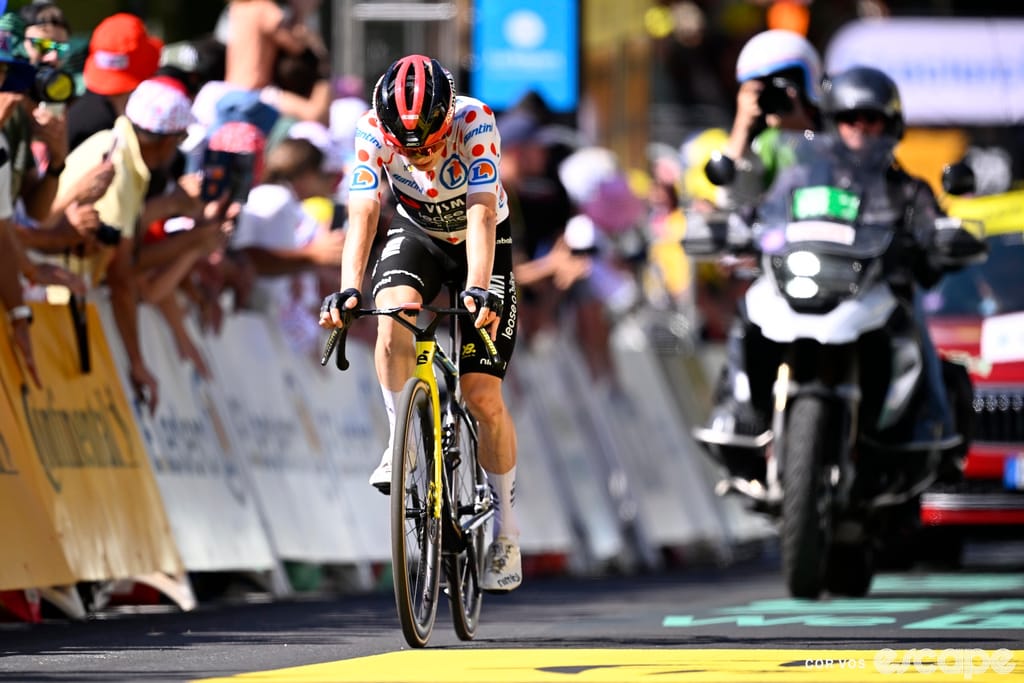 'We have to be realistic': Vingegaard loses more time and the race for second comes to life