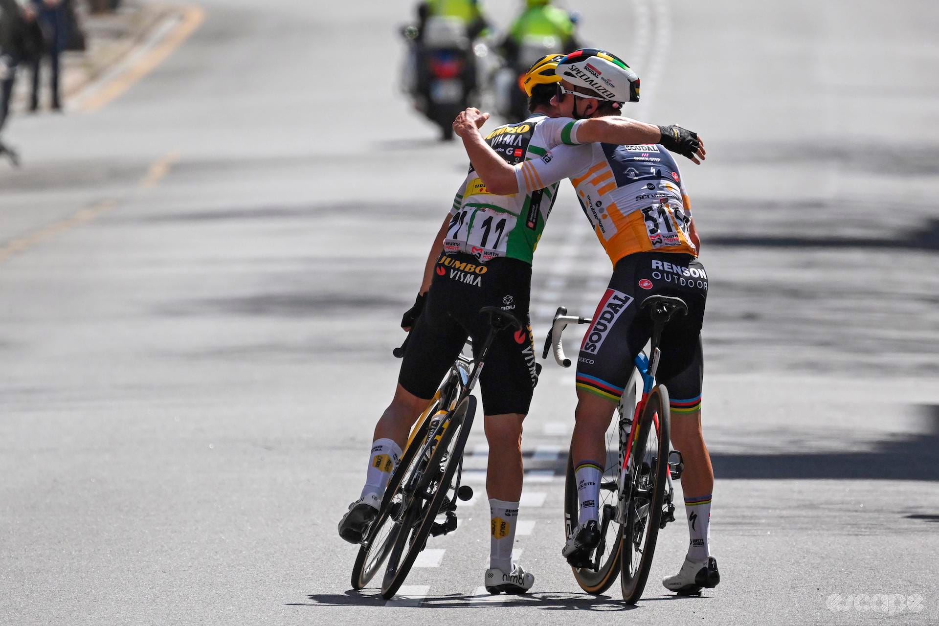 Catalan tug of war ends with victory for both Evenepoel and Roglič