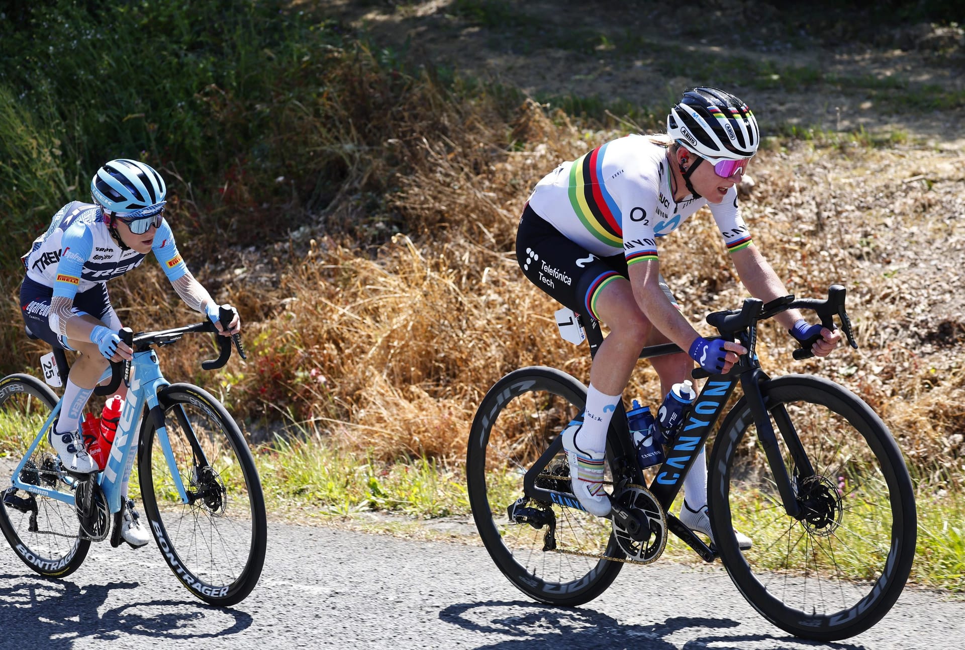 La Vuelta Femenina stage 6: Realini wi– ... no, Van Vleuten, no, Realini wins