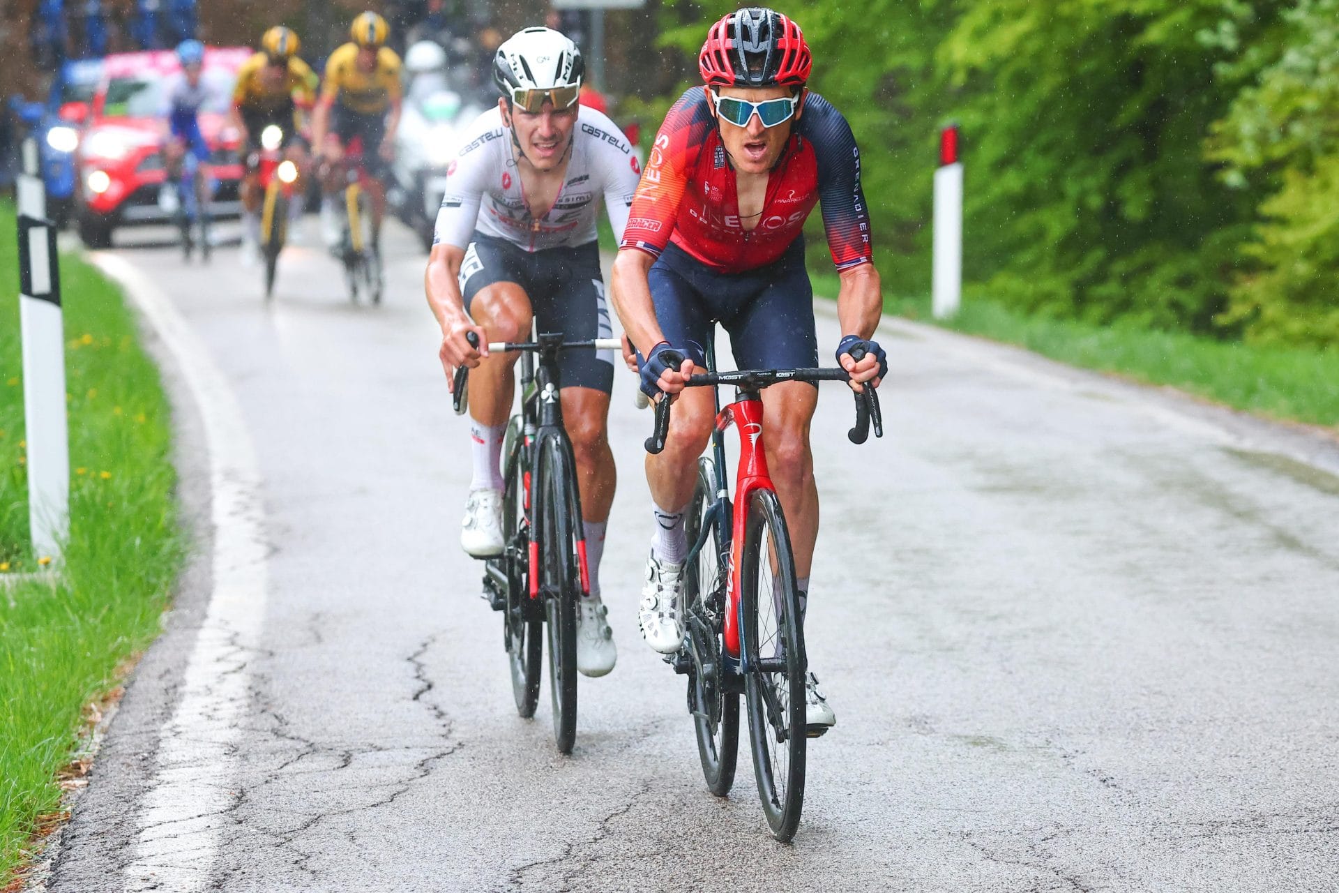 Race Report: Almeida and Thomas strike as GC fight starts on Giro stage 16