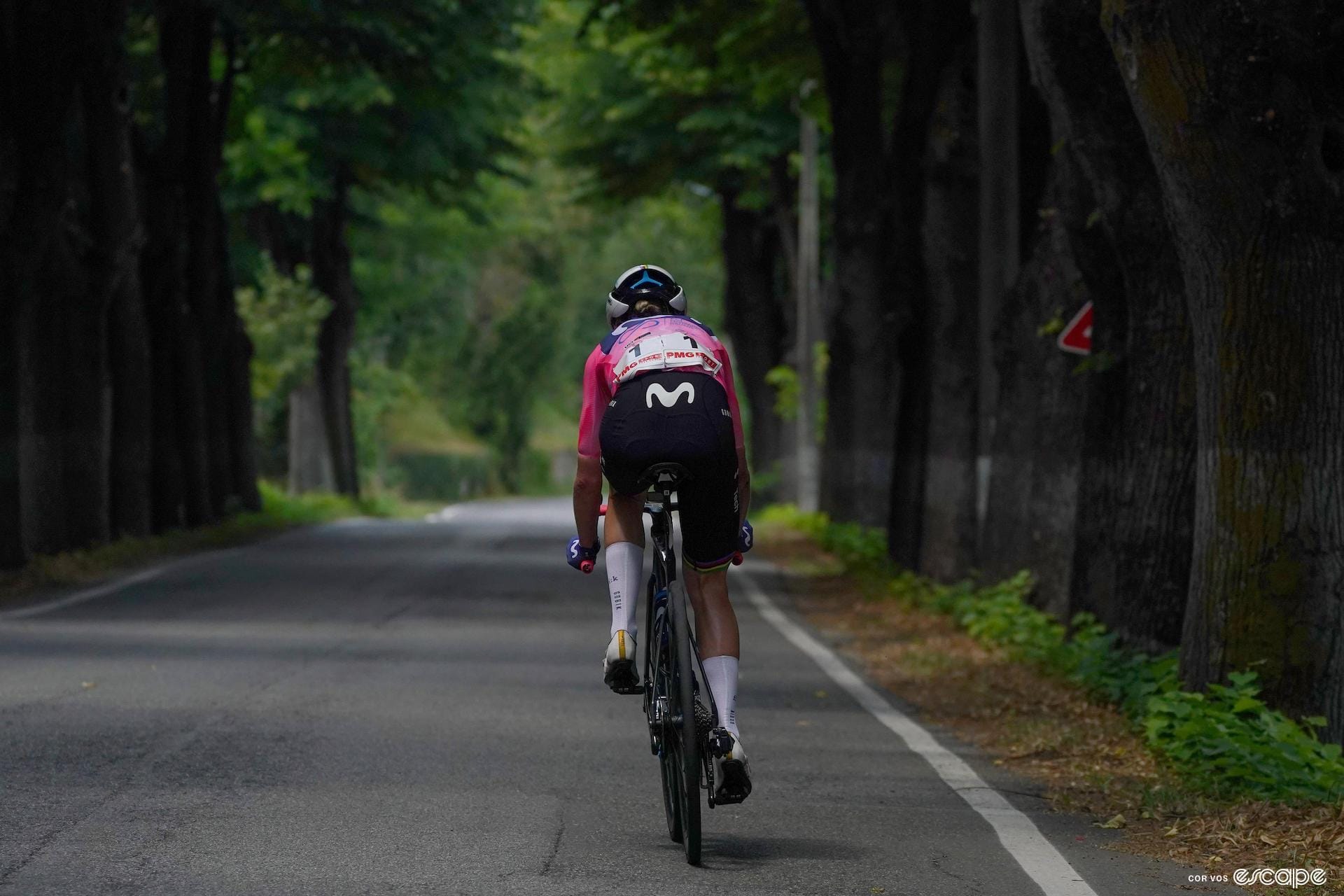 Giro Donne stage 7 report: Deja vu as Van Vleuten wins again