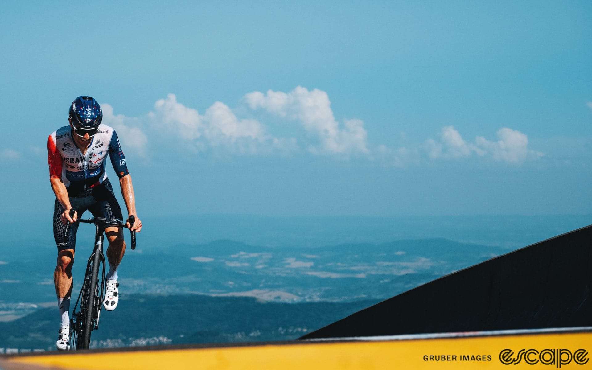 Tour de France stage 9 report: Michael Woods wins big as Pogačar out-punches Vingegaard