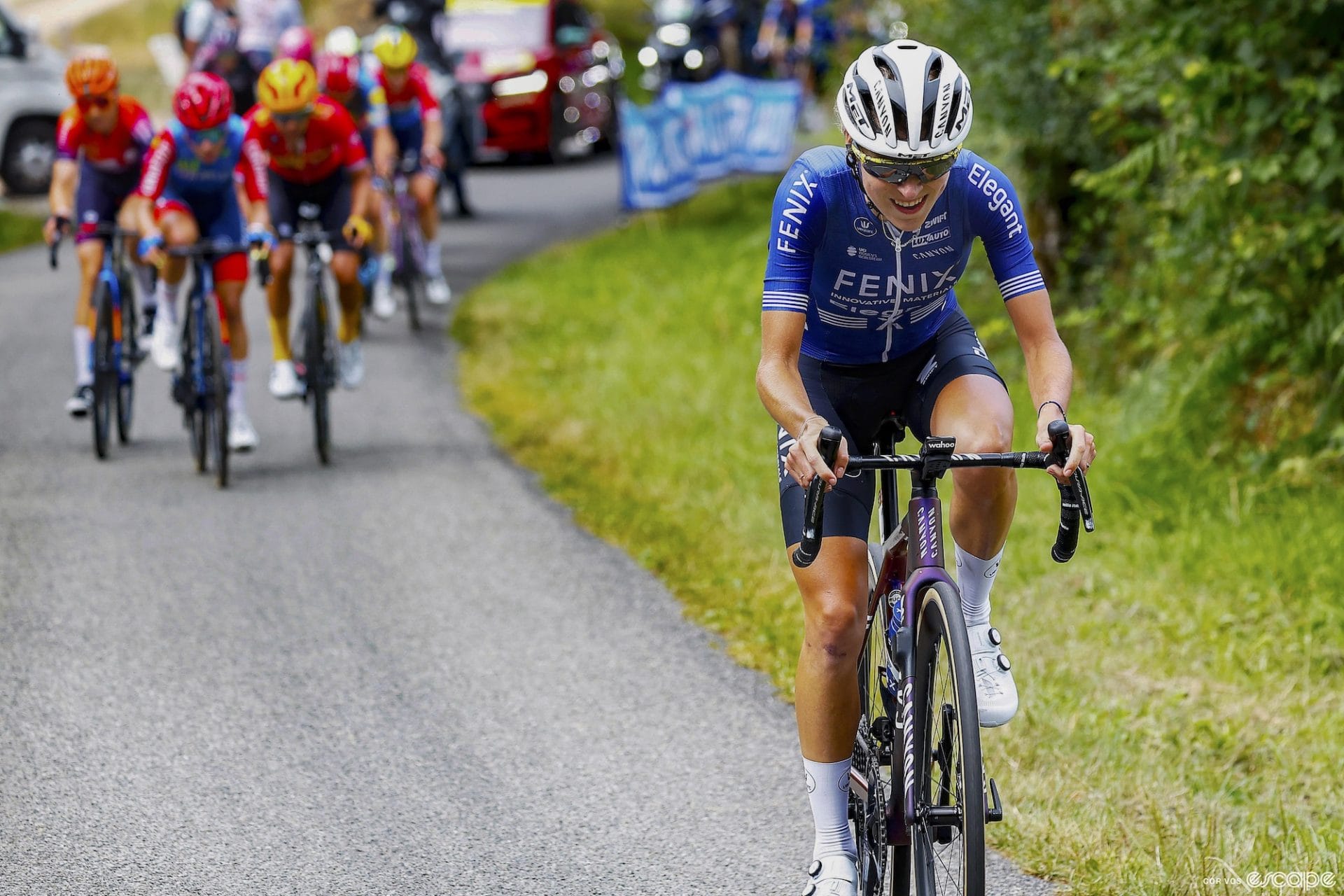 Tour de France Femmes stage 4 report: Kastelijn solos to her first pro road win