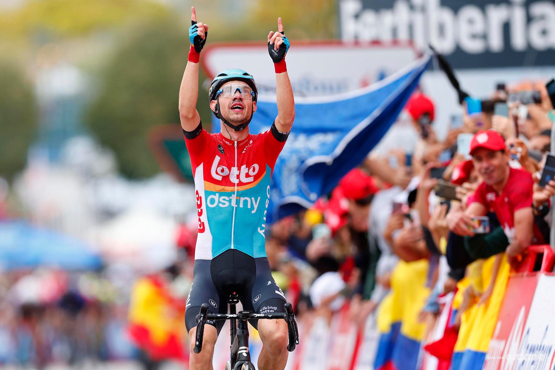 Vuelta a España stage 2 report: Andreas Kron takes emotional solo victory as GC favourites sit up