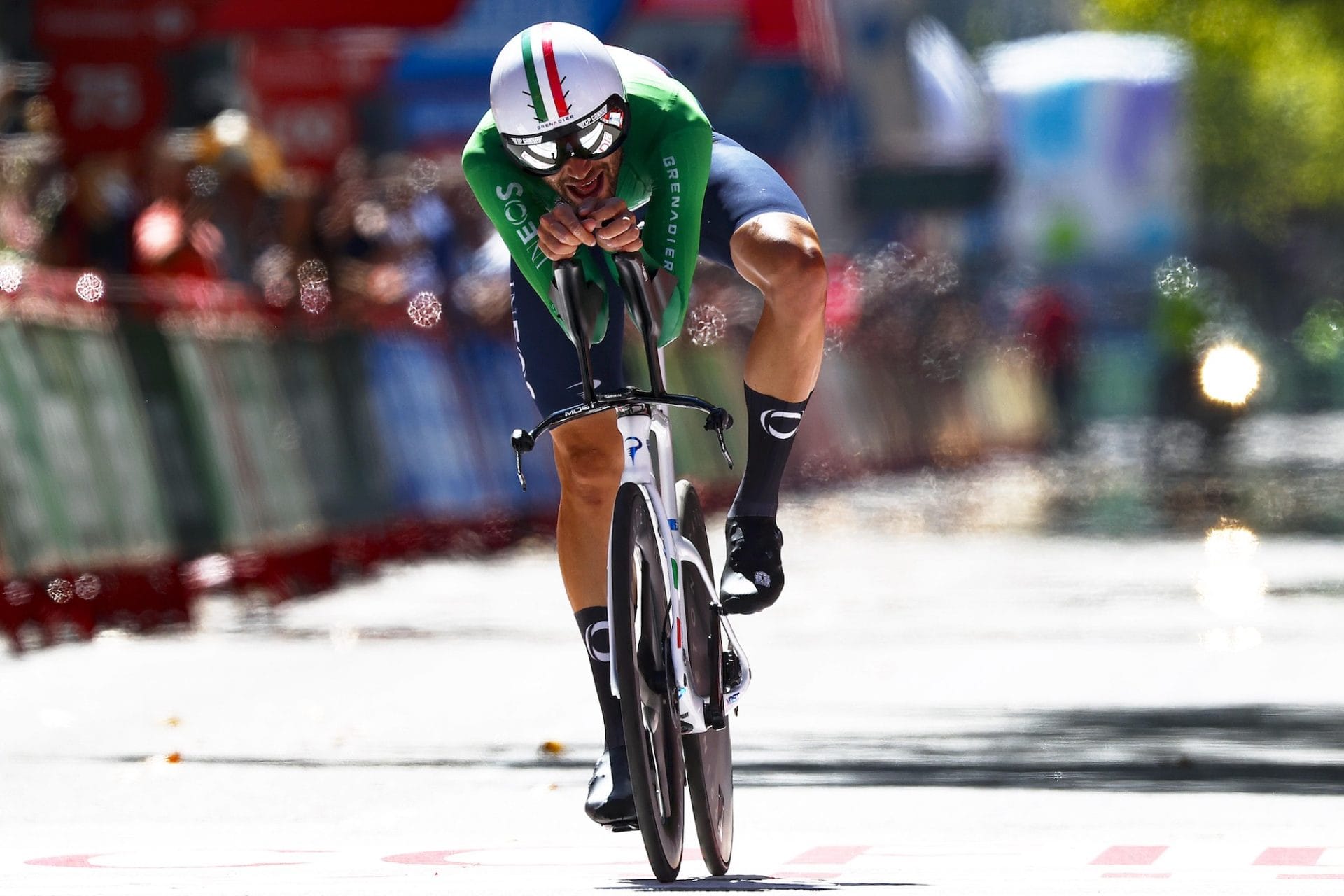 Vuelta a España stage 10 report: Ganna triumphs as Kuss holds onto red