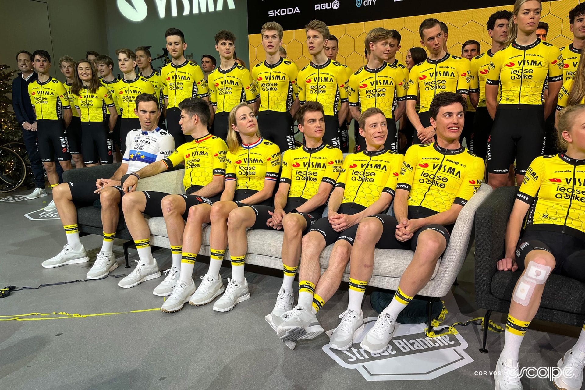 Visma announces extended contracts for stars, unveils new kit and Uijtdebroeks