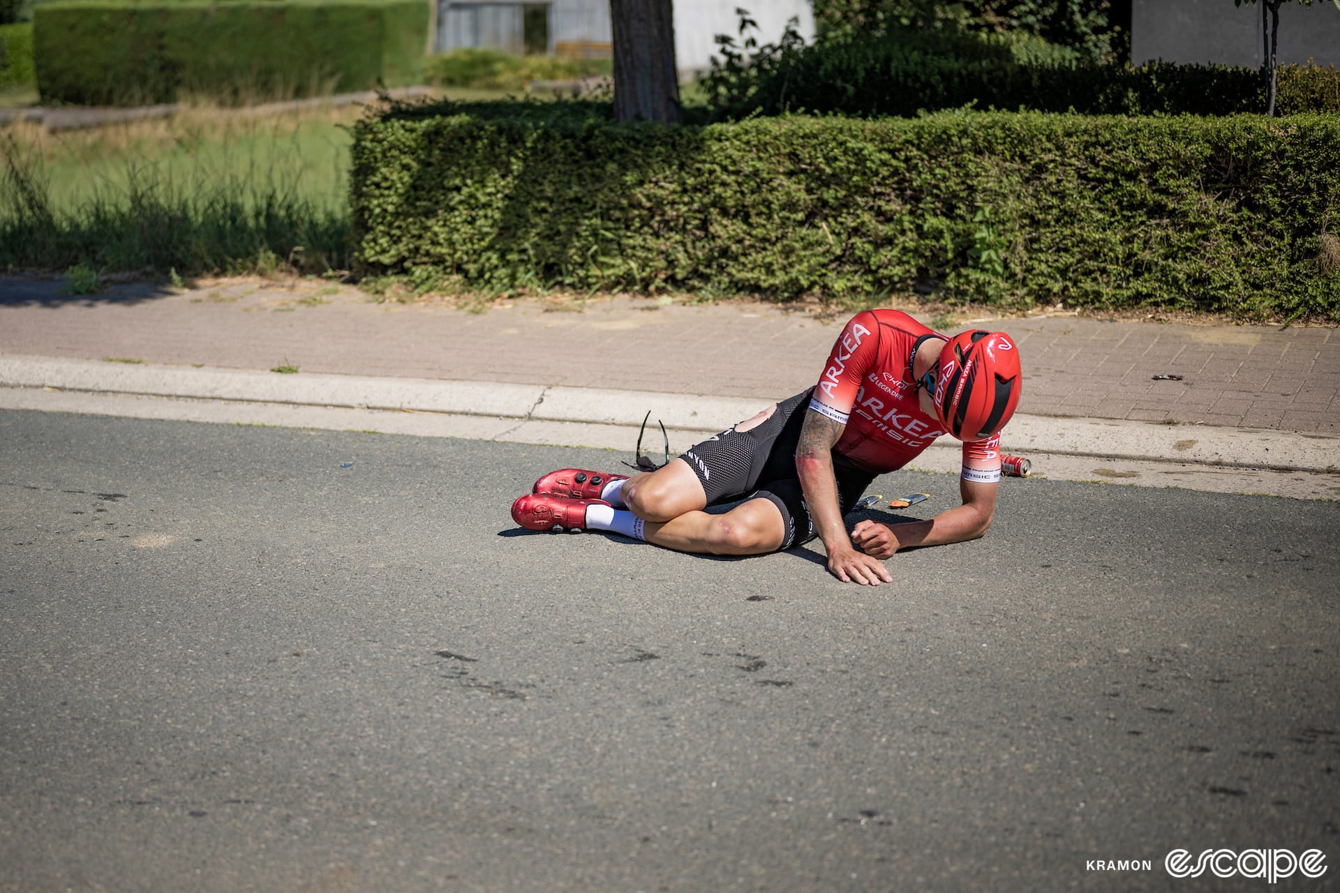 Which is more dangerous: road cycling or mountain biking?