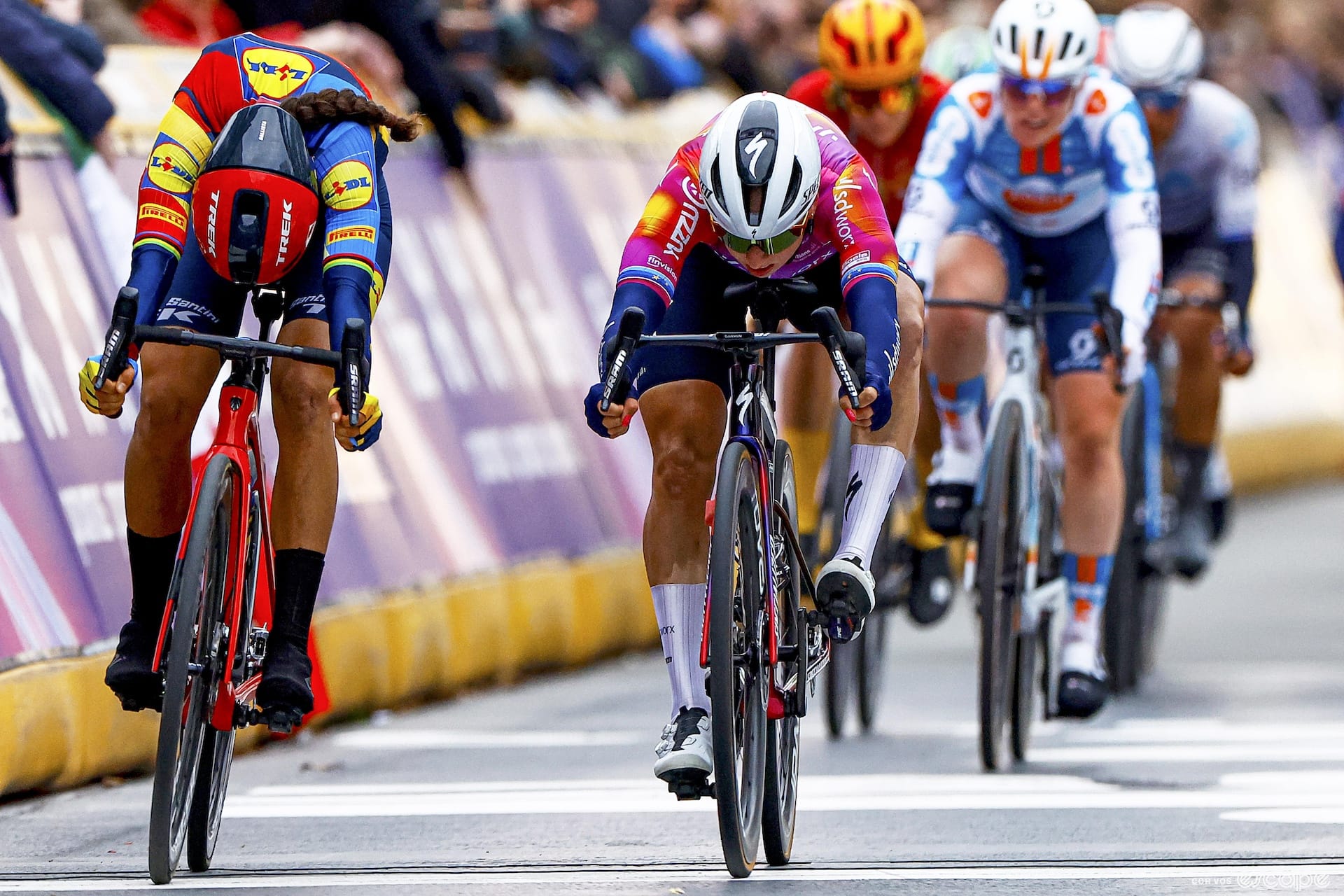 Women's Gent-Wevelgem report: Wiebes bests Balsamo in reduced bunch sprint