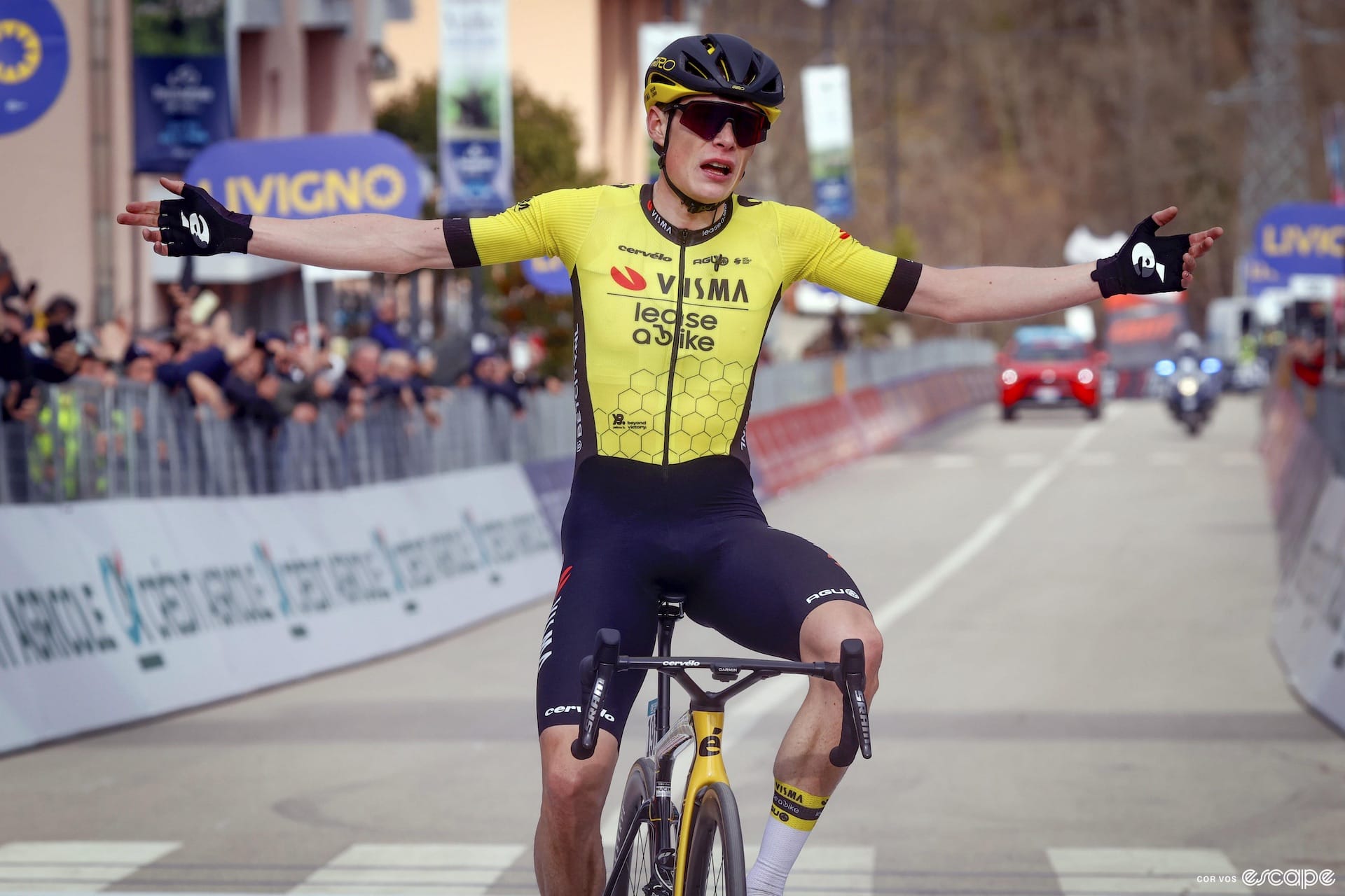 Jonas Vingegaard puts the hammer down at Tirreno-Adriatico