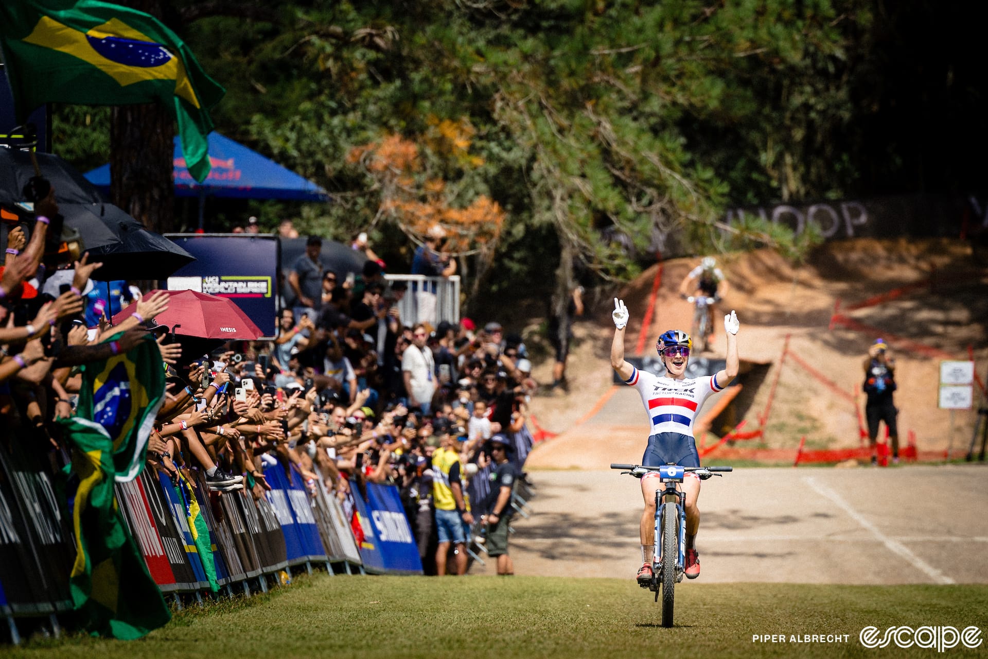 Evie Richards and Sam Gaze impress at Brazil World Cup XCC opener 