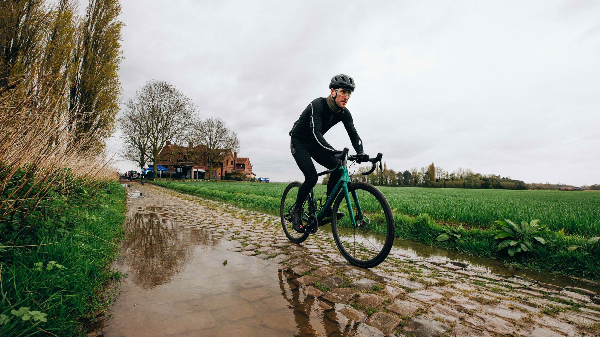 Podcast: Aero has come for the Roubaix-specific tech