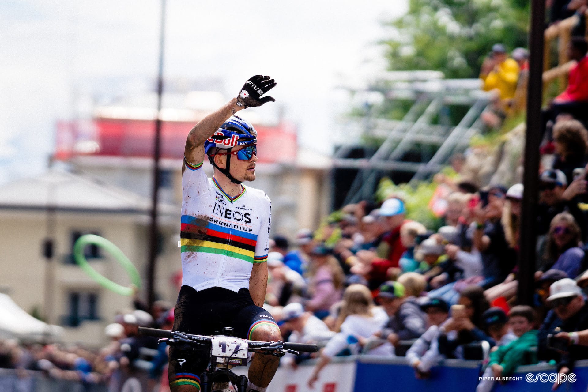 Tom Pidcock masters Swiss MTB World Cup a week out from the Tour de France