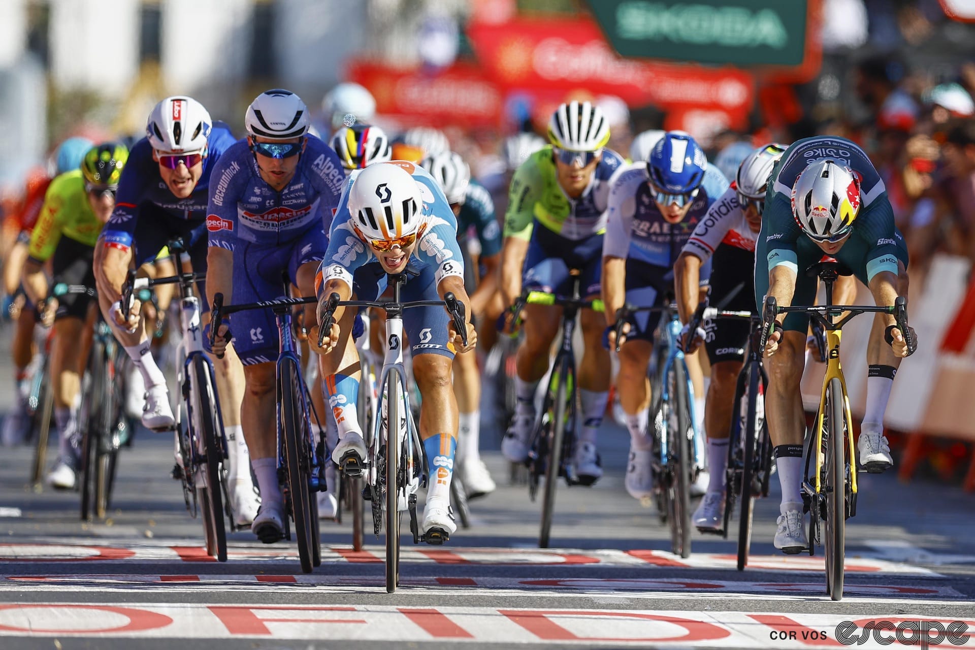 Vuelta stage 5 report: Bittner bests Van Aert on the bike throw