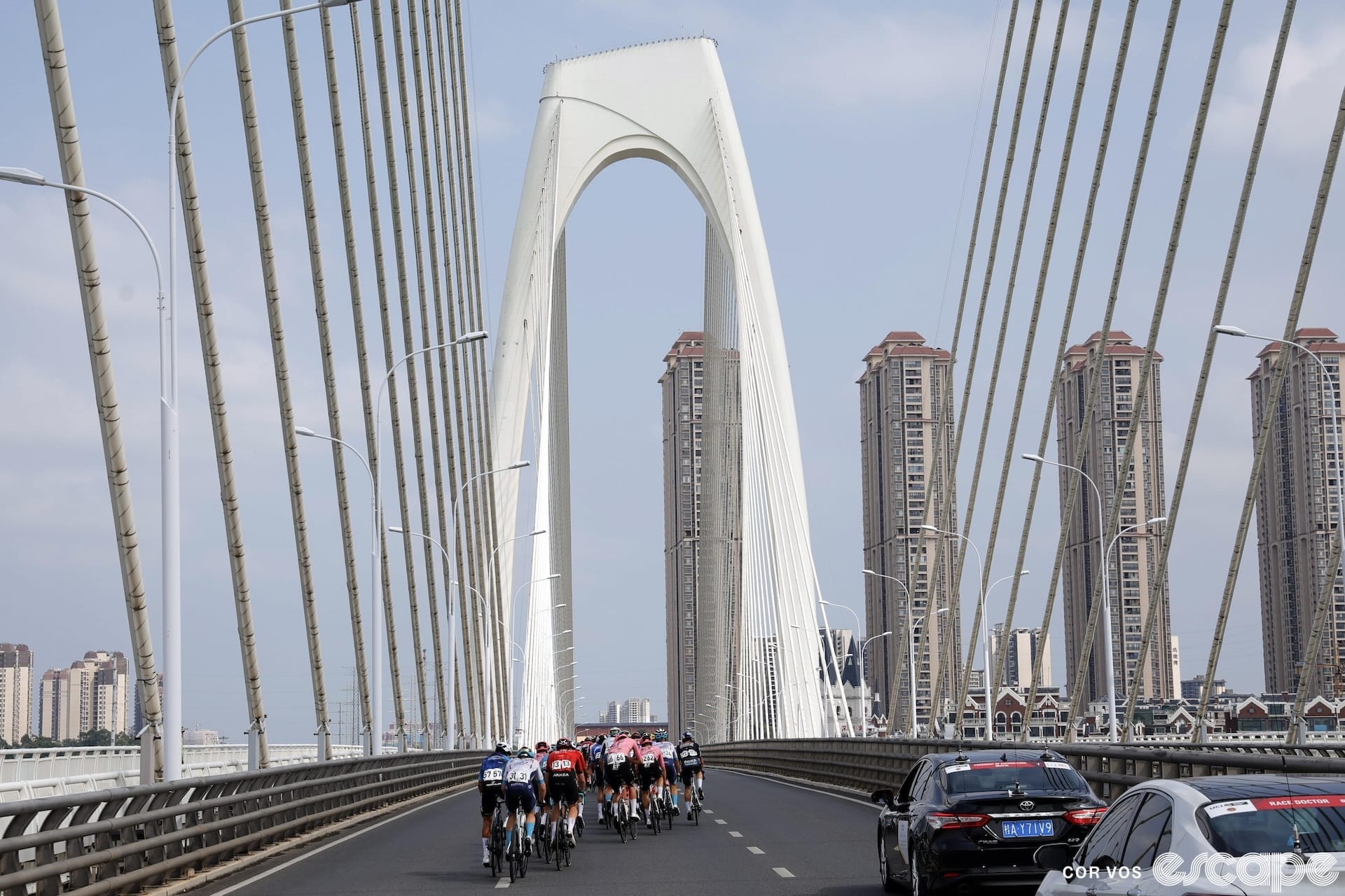 Last kilometer: out of contract and retiring riders face an end far from home