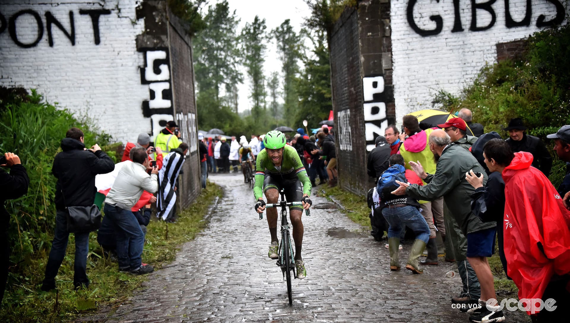 Retro Rewatch: Boom and Nibali earn hero status on legendary Tour Roubaix stage