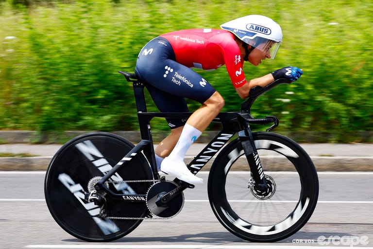 Marlen Reusser wins opening time trial at Giro d'Italia Women