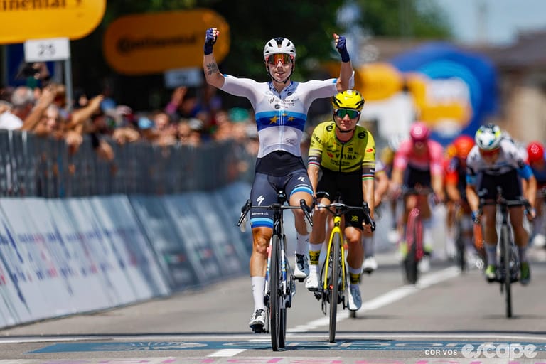 Giro stage 5: Wiebes wins again as crosswinds rock general classification