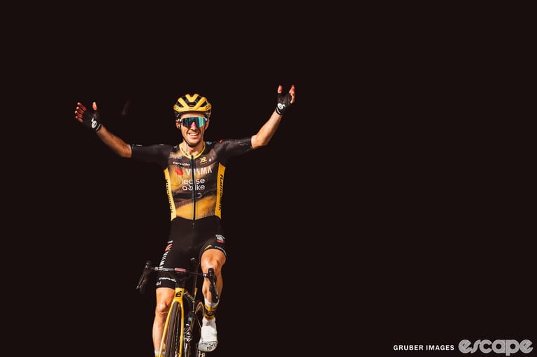 Visma's Yates takes stage but Pogačar won't crack under pressure