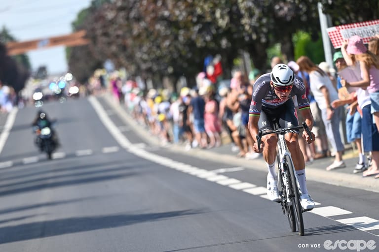 Van der Poel is not going for green – but he is putting on a hell of a show