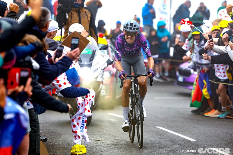 O'Connor wins atop the Col de la Loze as Pogačar proves unflappable on Tour stage 18