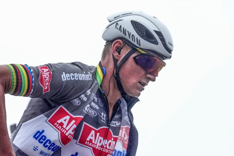 Mathieu van der Poel out of the Tour de France with pneumonia