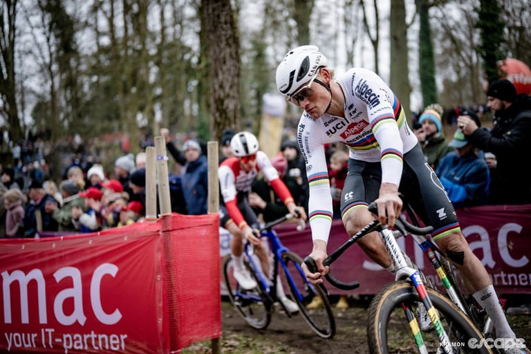 CX gallery: The favourites stage a spectacle at thrilling Namur 'Citadelcross'