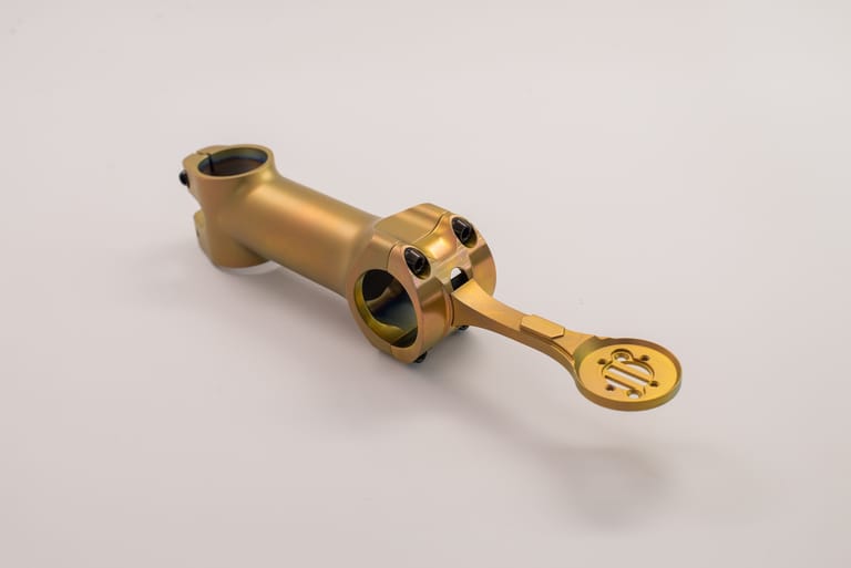 The redesigned No. 22 titanium stem is non-integrated