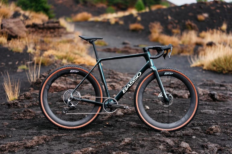 Basso updates Palta gravel bike with bigger tyres and down-tube storage