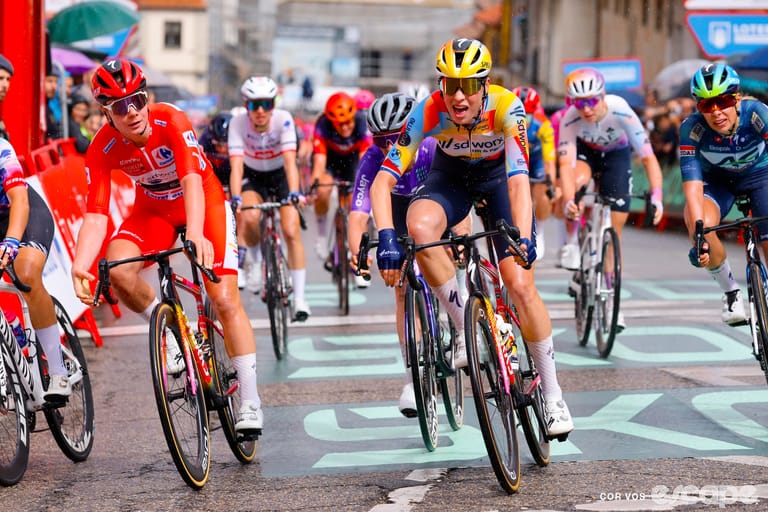 SD Worx-Protime go 1-2 at La Vuelta with Bredewold and Kopecky