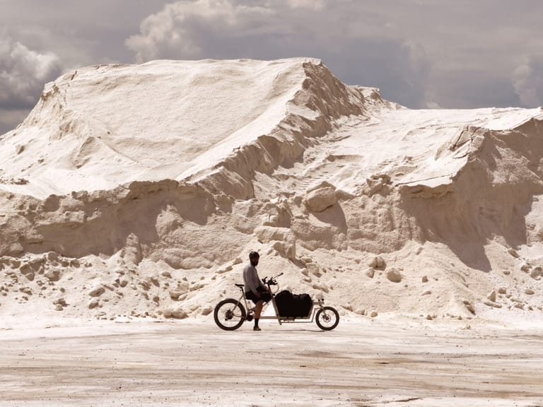 The long way round the world – on a cargo bike built in prison