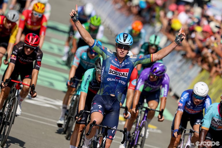 Tour stage 8: Merlier comes from nowhere to take back-to-back wins