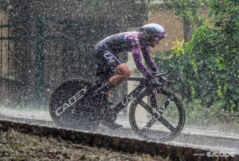 Gallery: The Giro Donne stage so wet it was cancelled