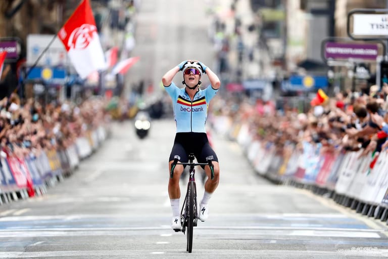 Elite women's World Champs report: Kopecky is on top of the world