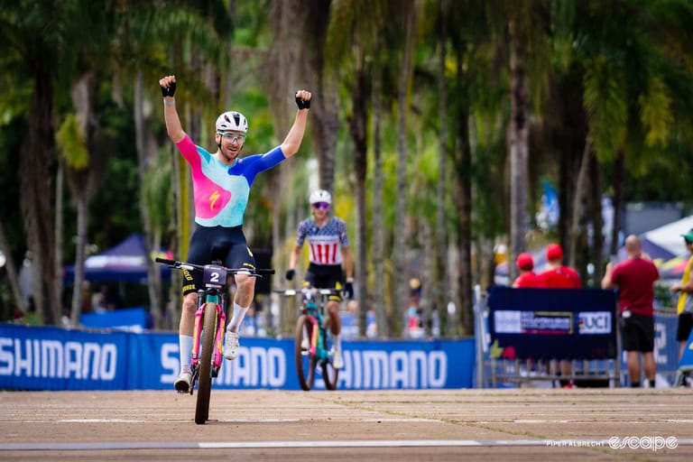 Haley Batten and Victor Koretzky launch to victories in Araxá XCC