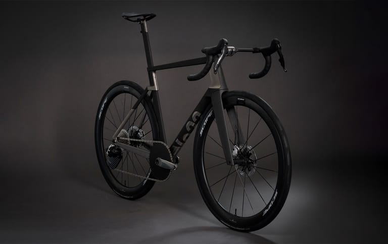 No. 22 Reactor prototype: One stunning titanium aero road bike