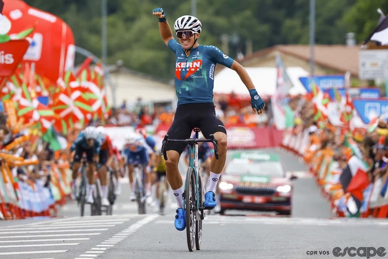 Vuelta stage 18 report: Berrade writes another chapter in Kern Pharma's storybook home Grand Tour