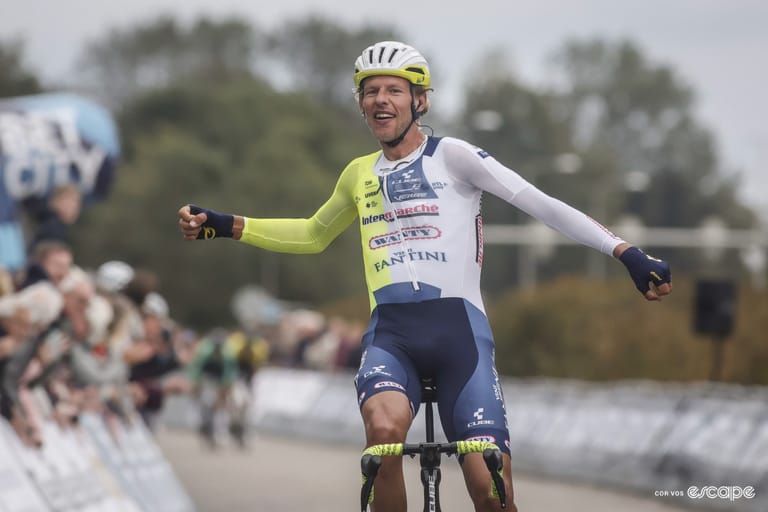 After 502 days out with concussion, Taco van der Hoorn wins again