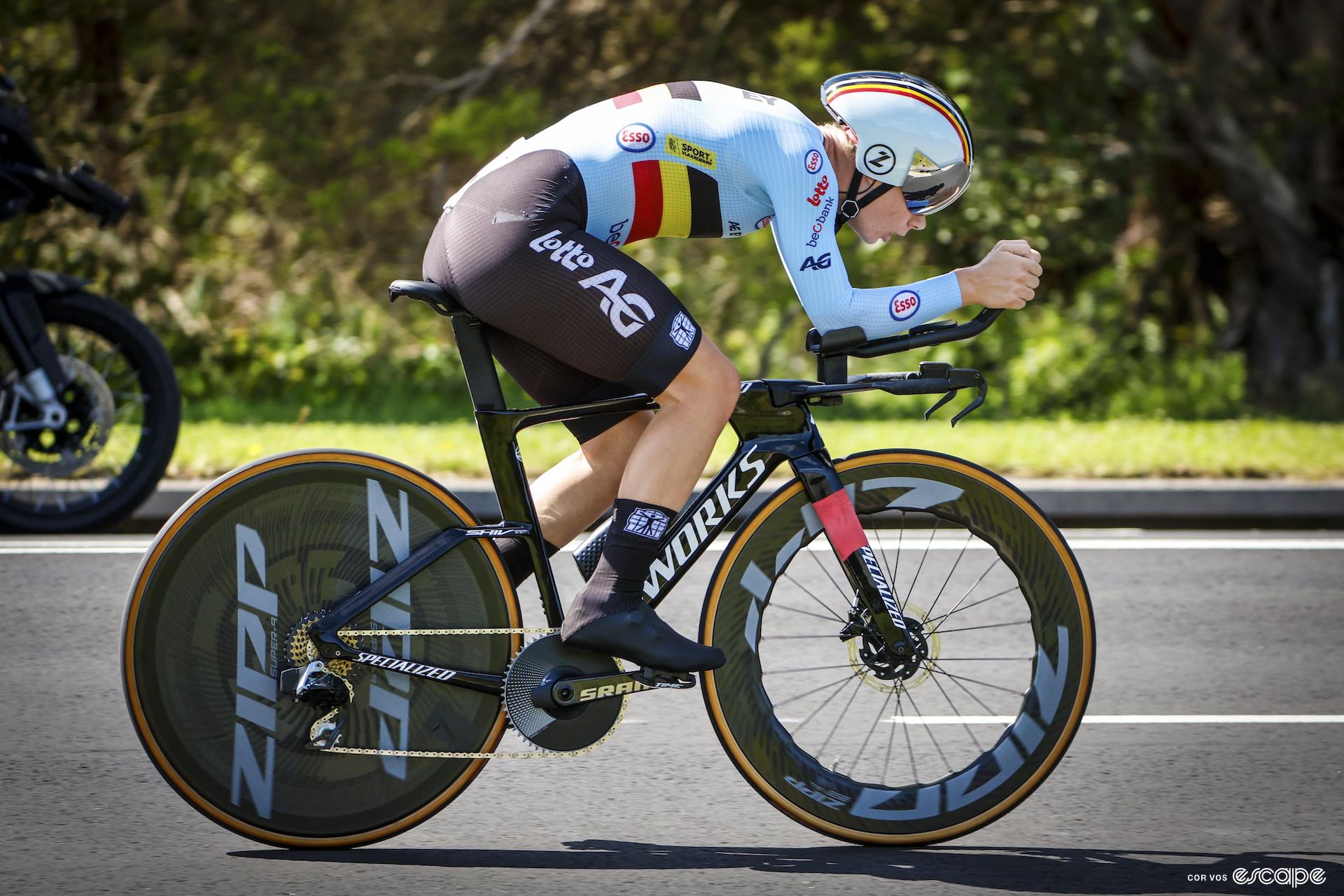 Lotte Kopecky representing Belgium during the time trial at the worlds in Australia in 2022