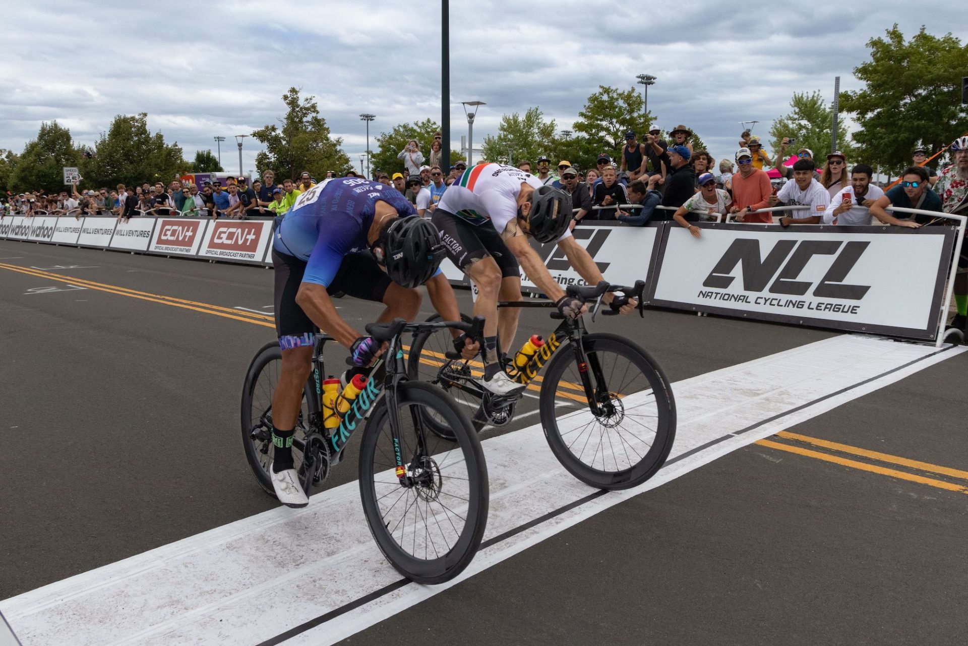 Alfredo Rodríguez pips Reinardt Janse van Rensburg in Denver. Photo: Snowy Mountain.